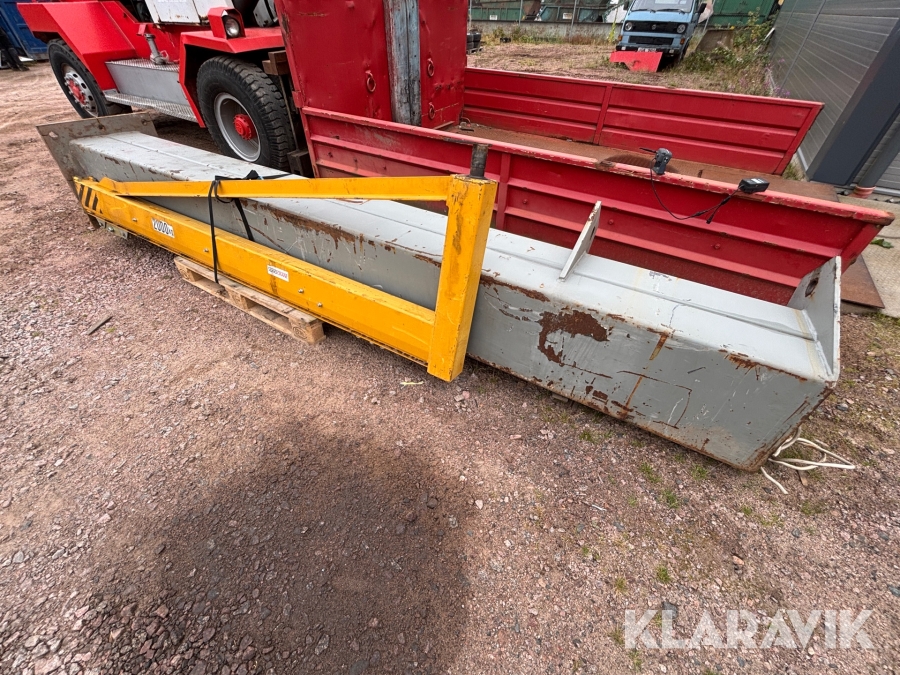 Pelarsvängkran Sonocrane RPKS 2000kg