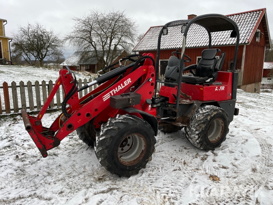 Kompaktlastare Thaler 2138/K