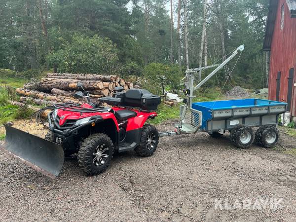 Fyrhjuling CF moto 520 med timmervagn 