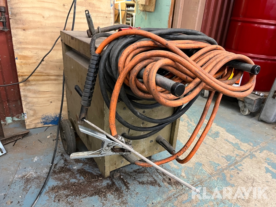 Pinnsvets Esab LCH250