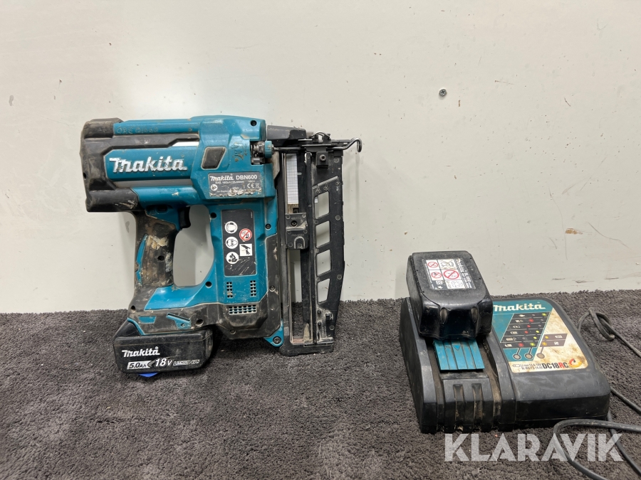 Dyckertpistol Makita DBN600