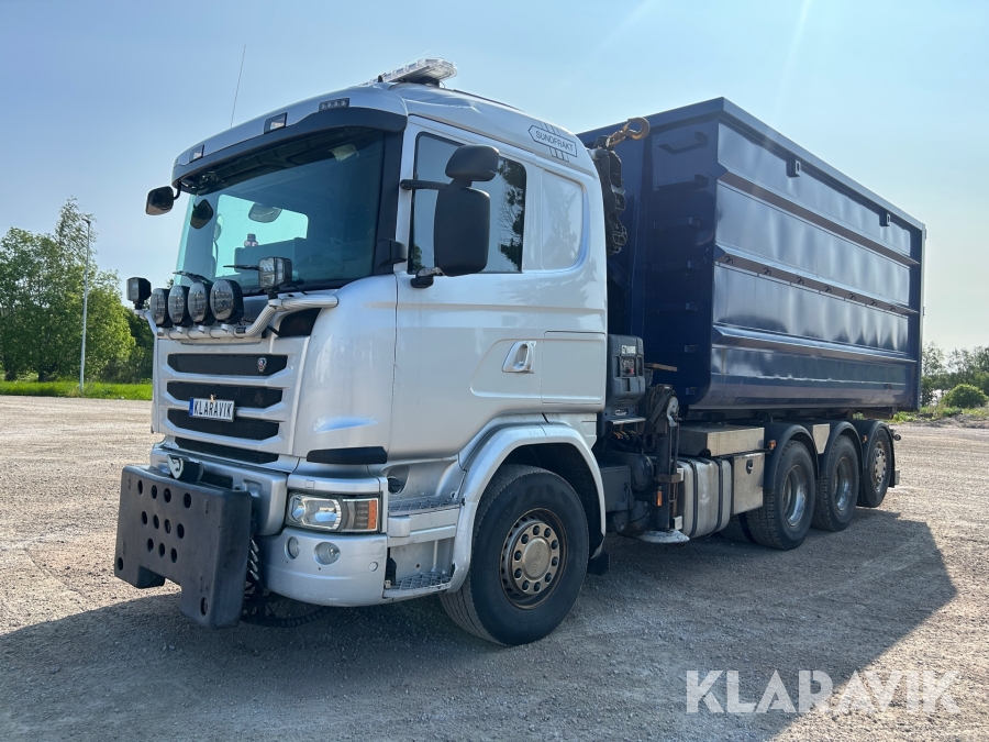 Lastväxlare med kran Scania G490 Plogutrustad