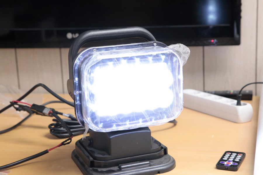 12V LED 50W Sökarljus >400 meter