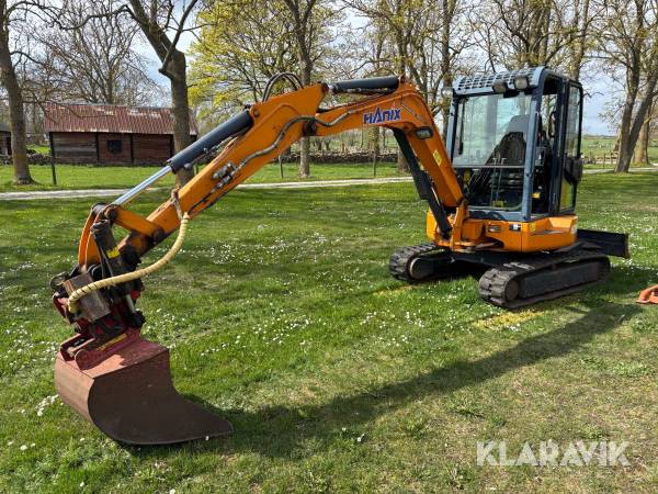 Grävmaskin Hanix H36CR med vagn & redskap