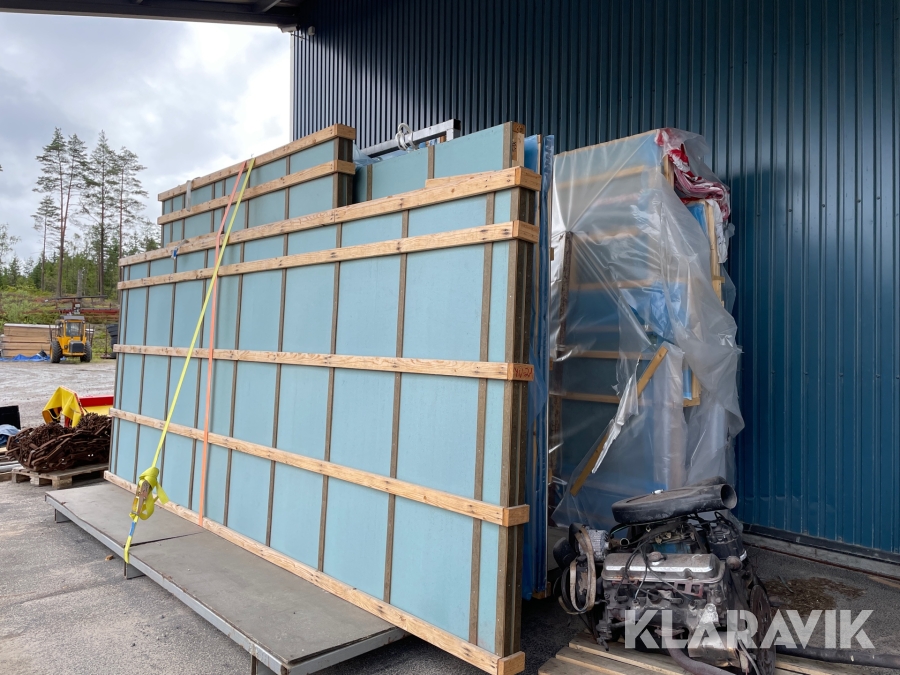 Väggmoduler till två stugor