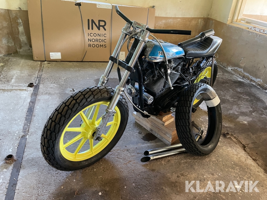 Motorcykel Harley-Davidson XLH 883