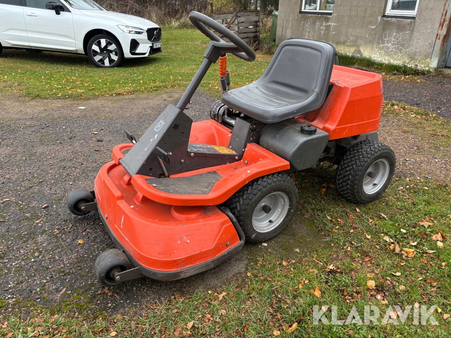 Åkgräsklippare Husqvarna Rider 11