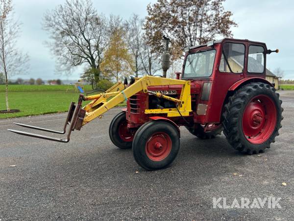 Traktor med frontlastare Volvo BM 350 Boxer