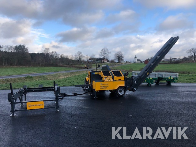 Vedprocessor Uniforest Titan 40/20 Premium med stockbord