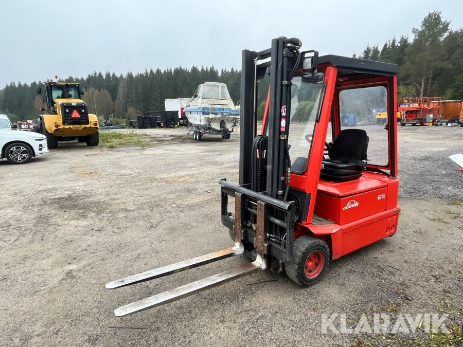 Truck Linde E16 med laddare