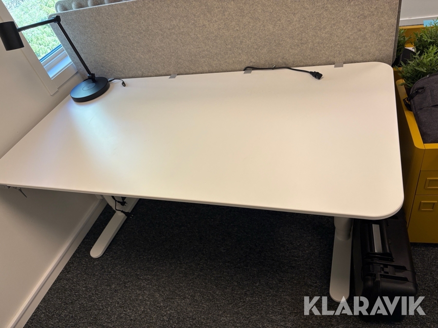 Höj & sänkbart skrivbord IKEA