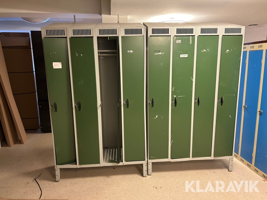 Klädskåp Sonessons inredningar  2 st