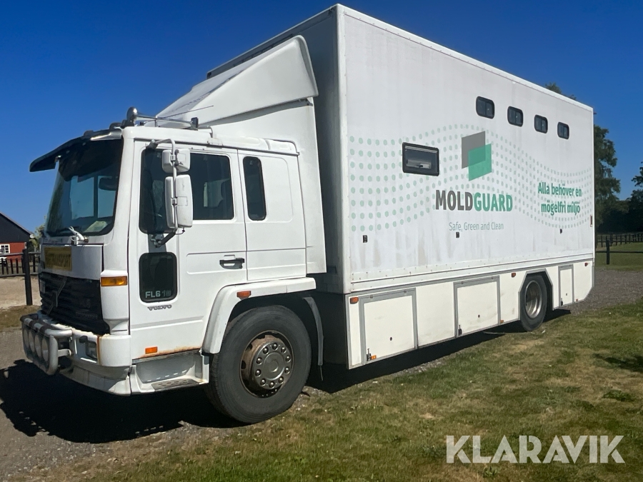 Hästlastbil Volvo FL6 med bodel Nybesiktigad