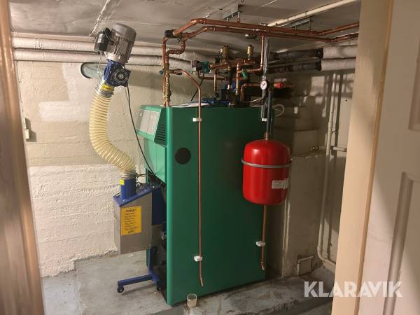 Pelletsbrännare med förråd och skruv Janfire Flex-A