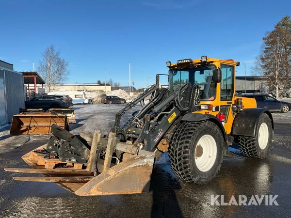 Redskapsbärare Lundberg 6210 LSE med flera redskap