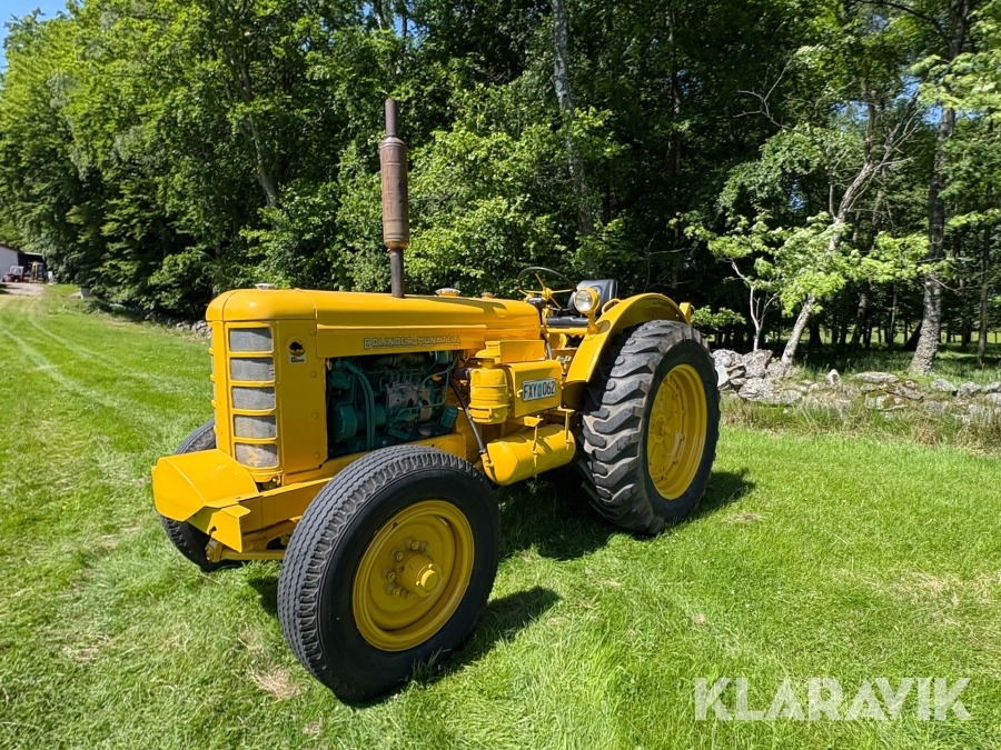 Veterantraktor Bolinder-Munktell BM 473 Bison