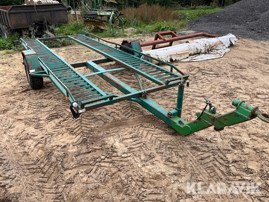 Biltransportssläp med tippfunktion