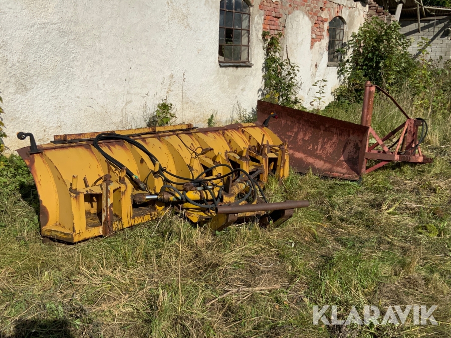 Diagonalblad och sidovinge till traktor  