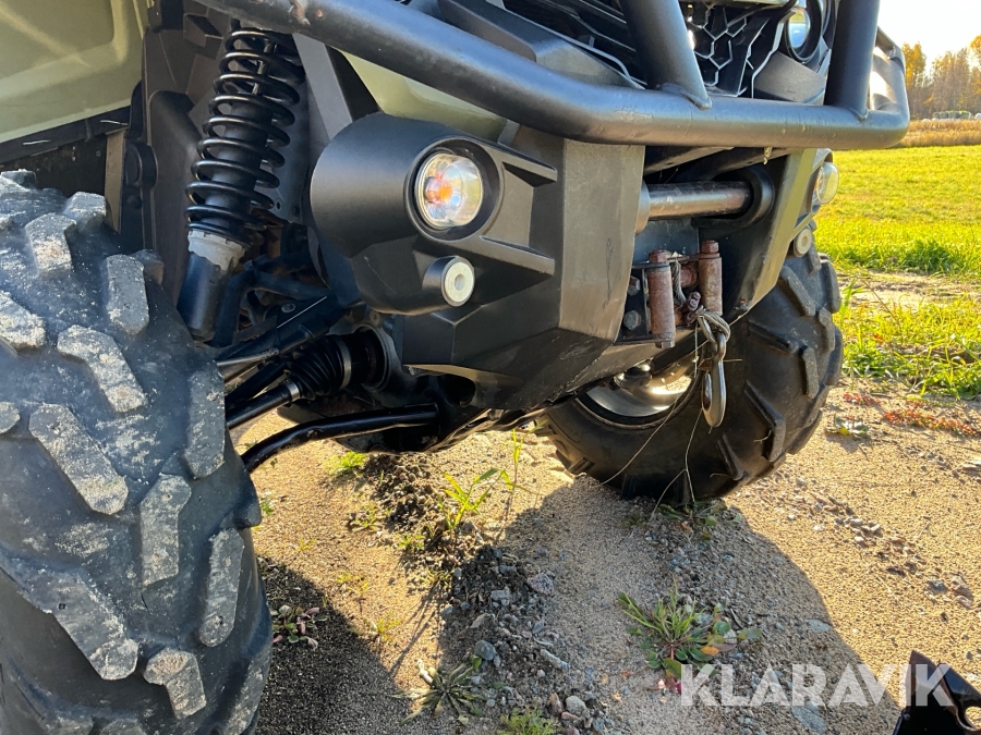 6-hjuling Can-Am Outlander 650 Max PRO med timmervagn