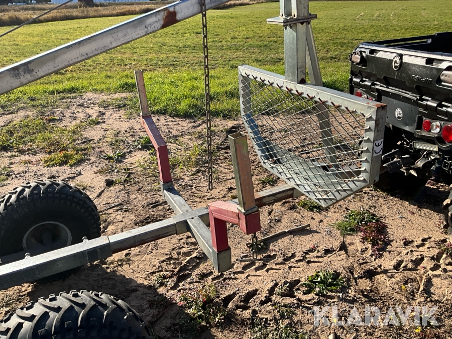 6-hjuling Can-Am Outlander 650 Max PRO med timmervagn