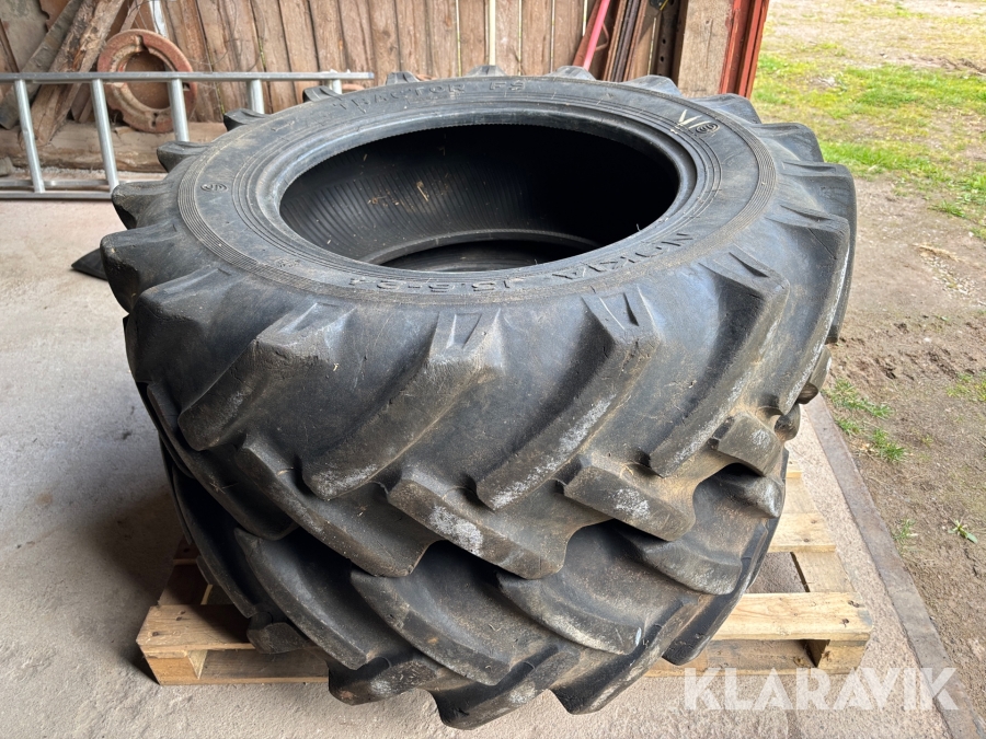 Lantbruksdäck Nokian 13.6-24 2st