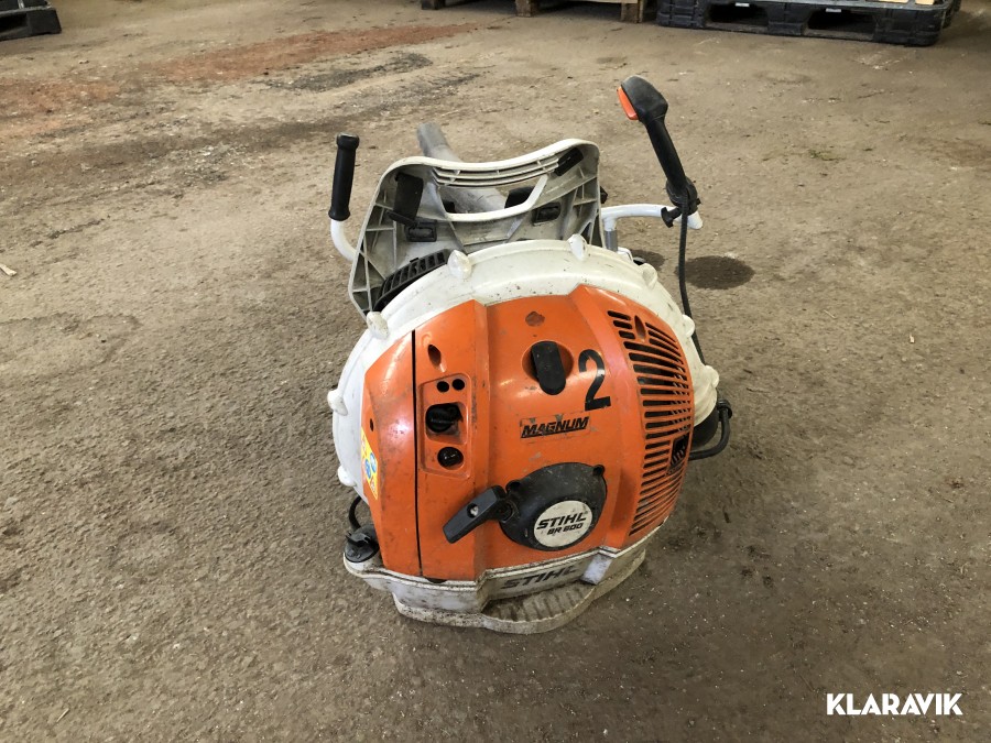 Klaravik Auktioner Lövblås Stihl BR 600