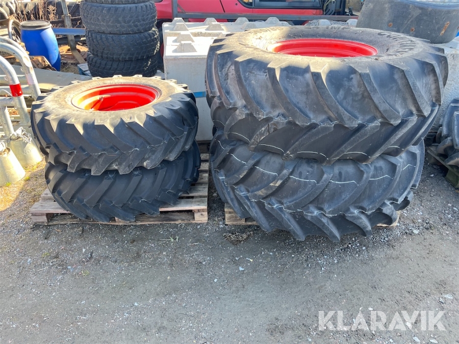 Hjul till tröska Continental 360/80-20 & 500/85R24