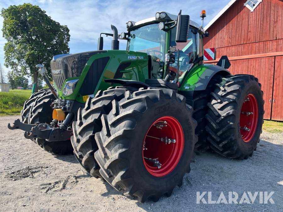 Traktor Fendt 828 Vario