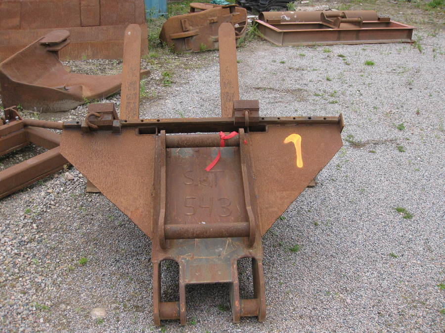 Pallgafflar till grävmaskin , Fäste S60