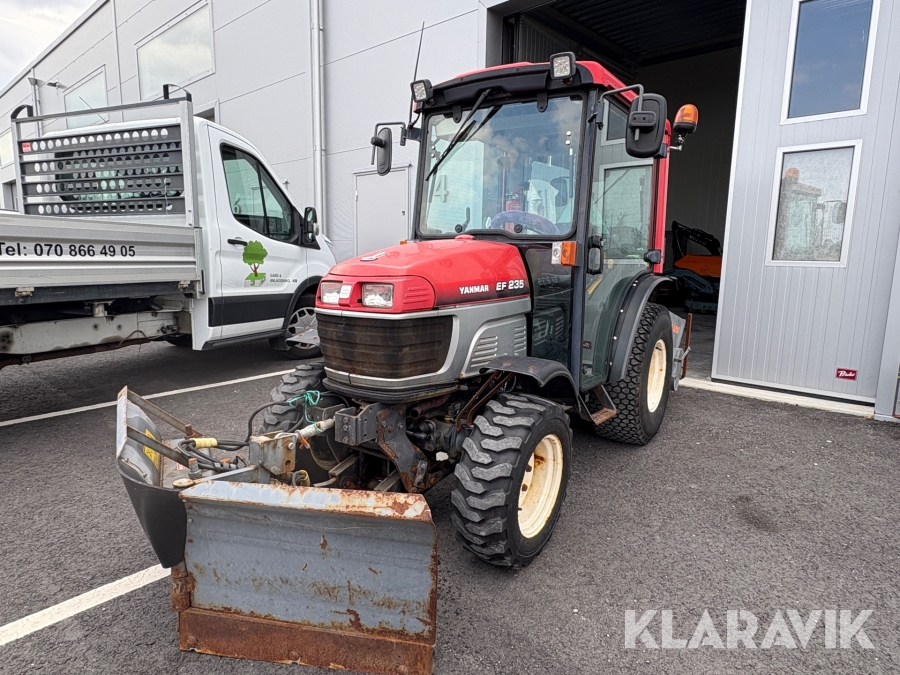 Traktor Yanmar EF 235