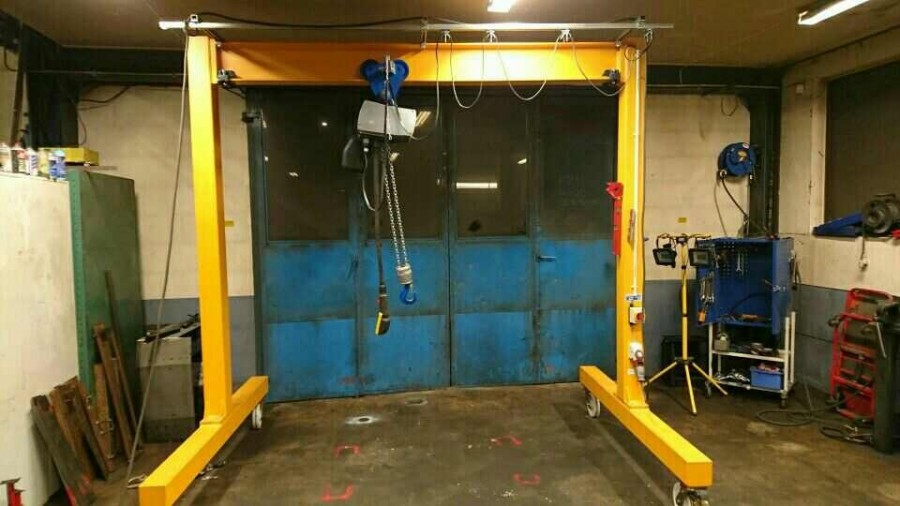 Flyttbar Travers med lyftok