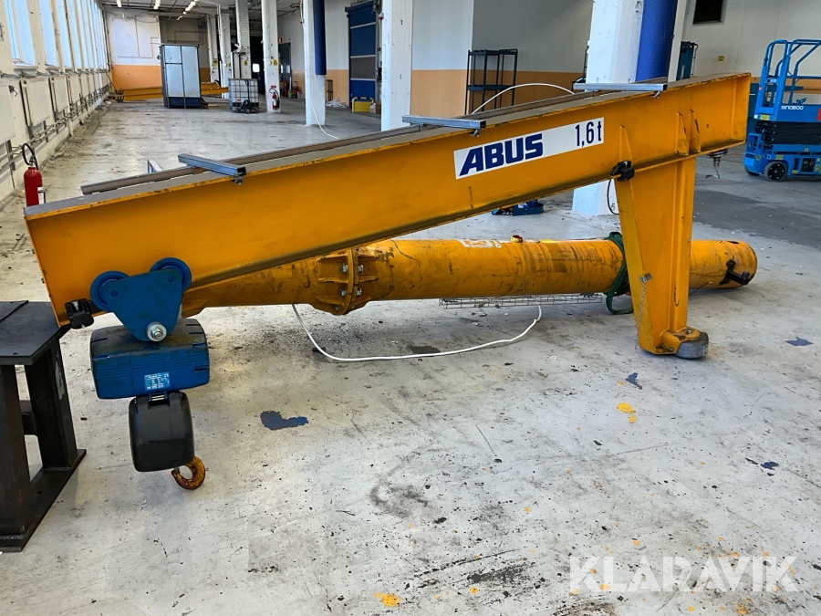 Pelarsvängkran max1600kg
