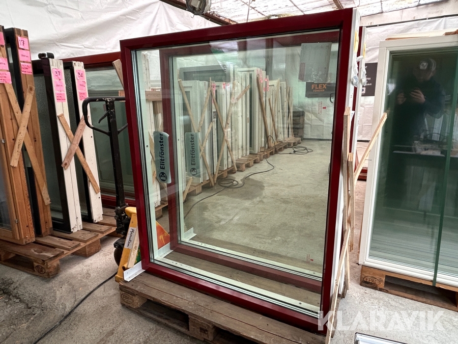 Fönster, röd plåt, fast 14x12 Elitfönster - 1 st