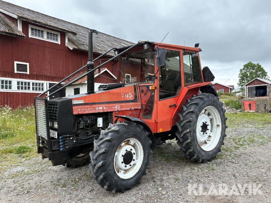 Traktor Volvo BM Valmet 705 4WD