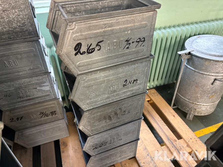 Lagerbackar stål märkta ABU, liten 5st