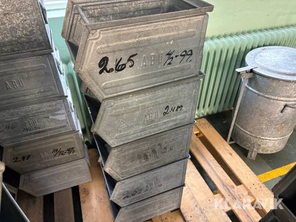 Lagerbackar stål märkta ABU, liten 5st