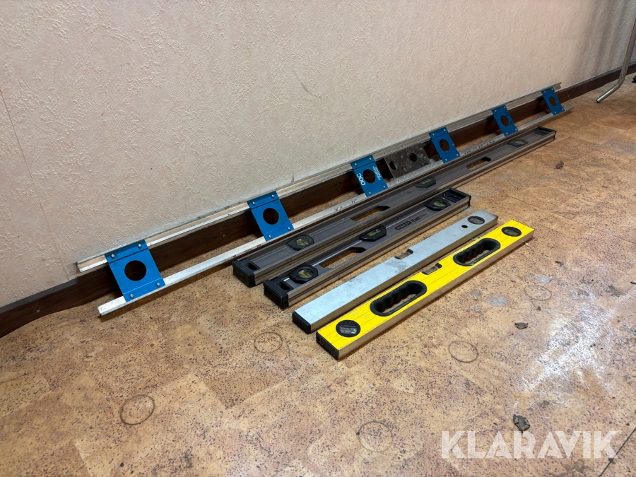 5 st vattenpass Eskilstuna Sweden & Stanley