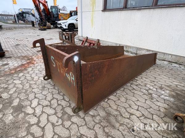 Långbottnad skopa Stora BM