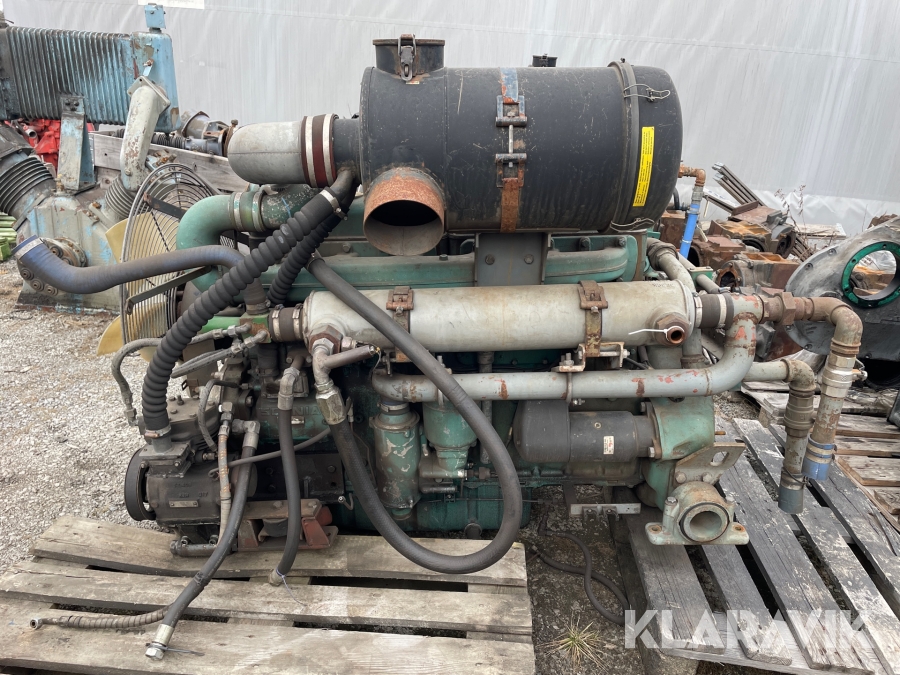 Motor Scania DS11 01