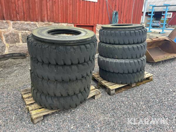Hjul till grävmaskin Nokia 10.0-20 8st