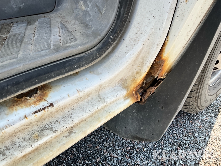 Skåpbil med bakgavellyft Mercedes-Benz Sprinter 315