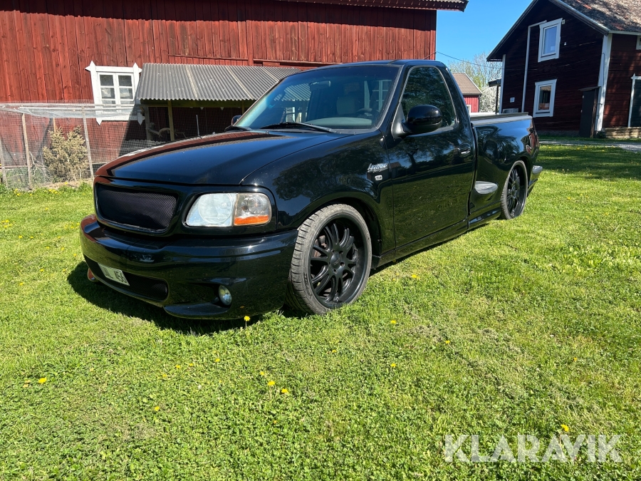 Ford STV F150 lighttning