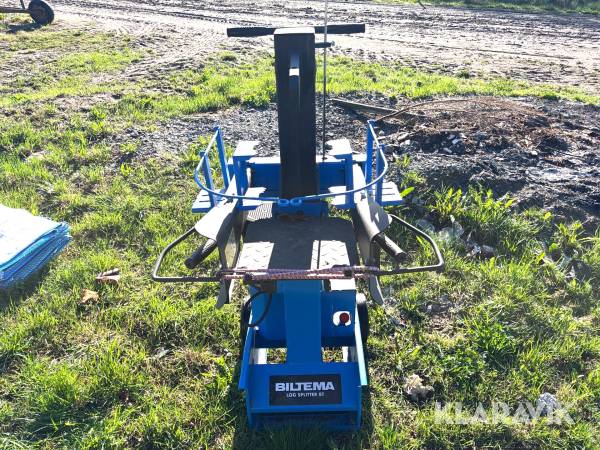 Vedklyv Biltema Log Splitter 8T