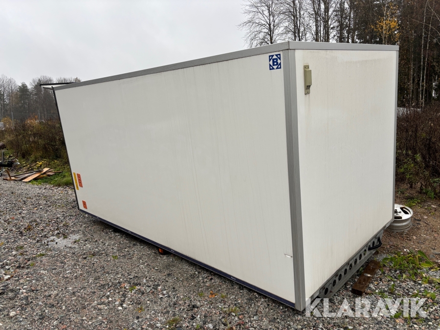 Glasfiberskåp till transportbil Berco med bakgavellift
