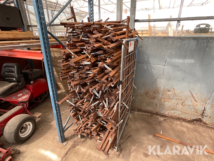 Stallage till odlingsbänkar