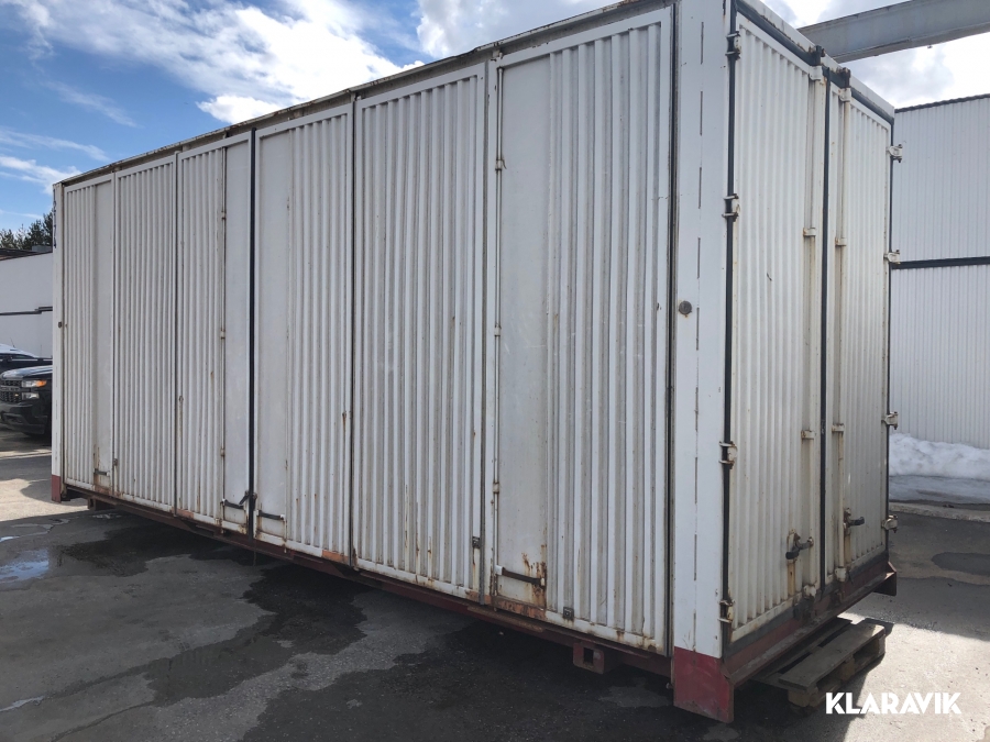 Container Med containerfäste