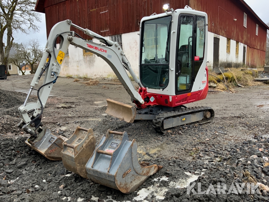 Grävmaskin Takeuchi TB216 tilt med 3 redskap