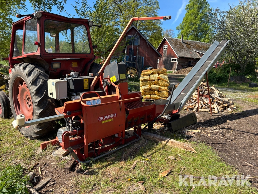 Vedmaskin med el- och traktordrift