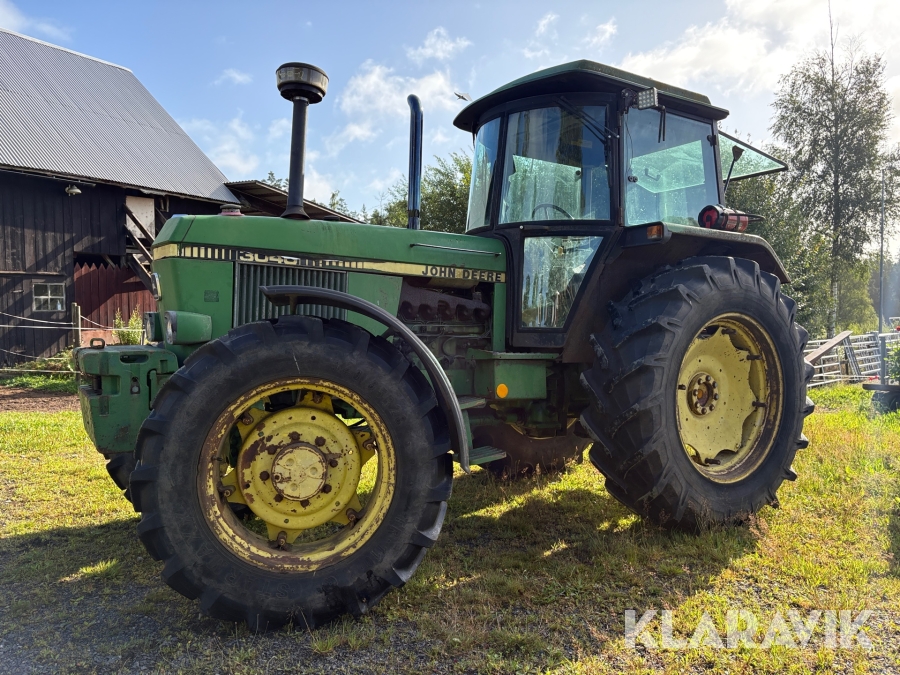Traktor John Deere 3040
