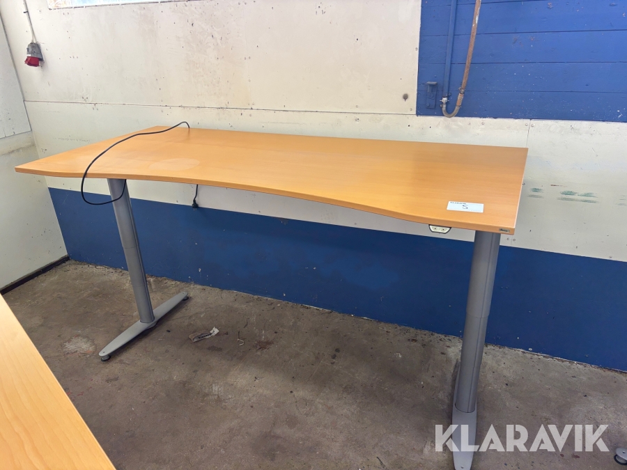 Skrivbord höj/sänkbart 1st Kinnarps